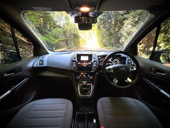 Used Ford Tourneo Connect 2021 for sale - 79372530: Photo