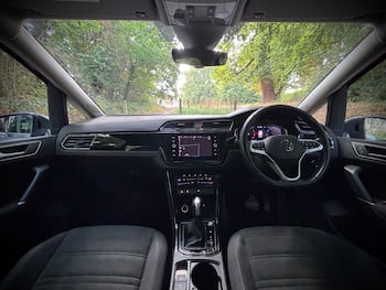 Used Volkswagen Touran 2023 for sale - 79600752: Photo