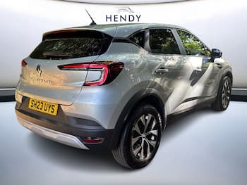 Used Renault Captur 2023 for sale - 79600764: Photo