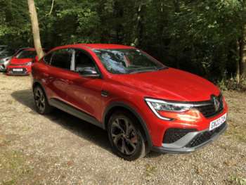 2022 (22) - E-TECH HYBRID 145 R.S. Line 4-Door