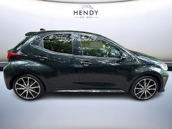 Used Toyota Yaris 2023 for sale - 79198838: Photo