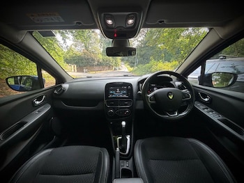 Used Renault Clio 2017 for sale - 79463835: Photo