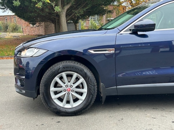 Used Jaguar F-Pace 2017 for sale - 76266977: Photo 24