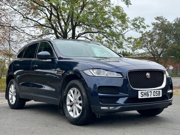 Used Jaguar F-Pace 2017 for sale - 76266977: Photo 6