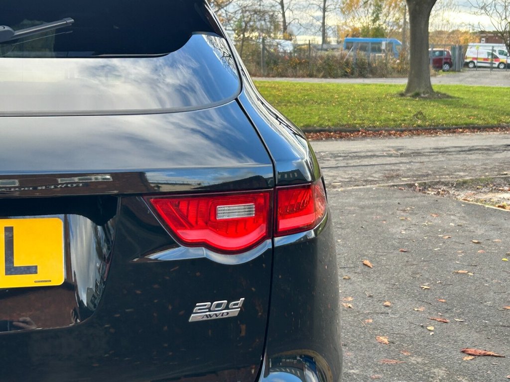 Used Jaguar F-Pace 2019 for sale - 76509883: Photo 21