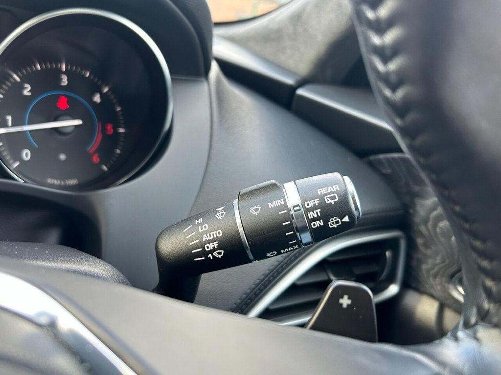 Used Jaguar F-Pace 2019 for sale - 76509883: Photo 36