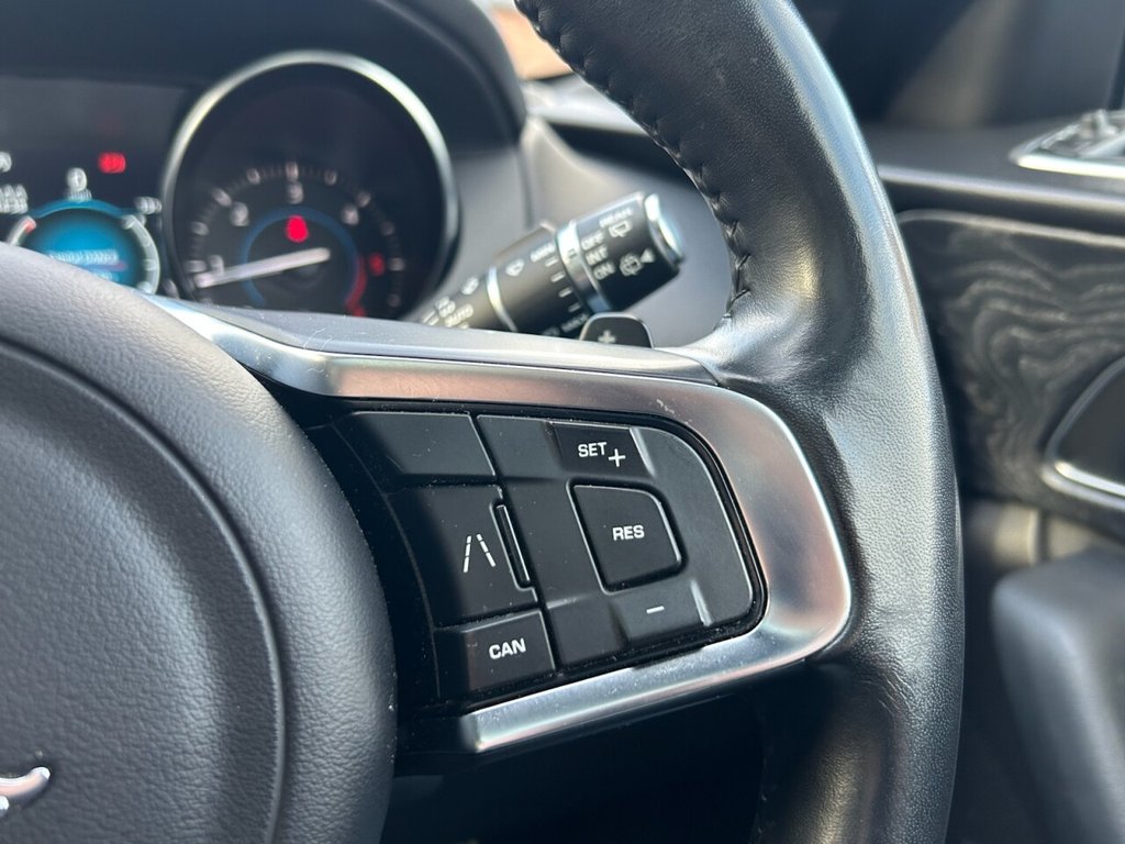 Used Jaguar F-Pace 2019 for sale - 76509883: Photo 37