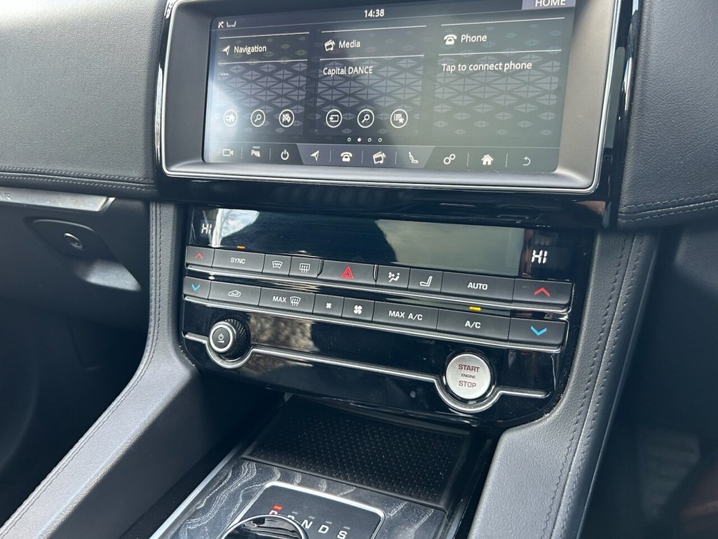 Used Jaguar F-Pace 2019 for sale - 76509883: Photo 39