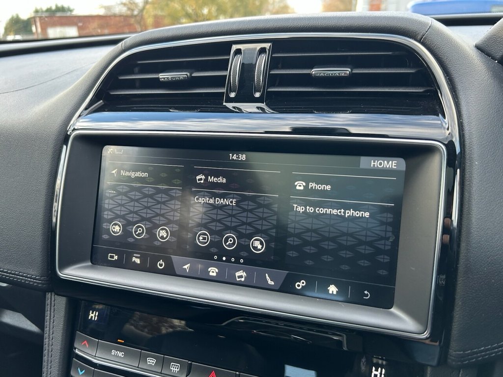 Used Jaguar F-Pace 2019 for sale - 76509883: Photo 40