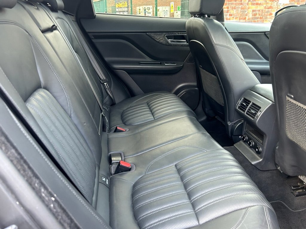 Used Jaguar F-Pace 2019 for sale - 76509883: Photo 45