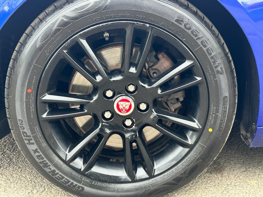 Used Jaguar XE 2017 for sale - 77911112: Photo 29