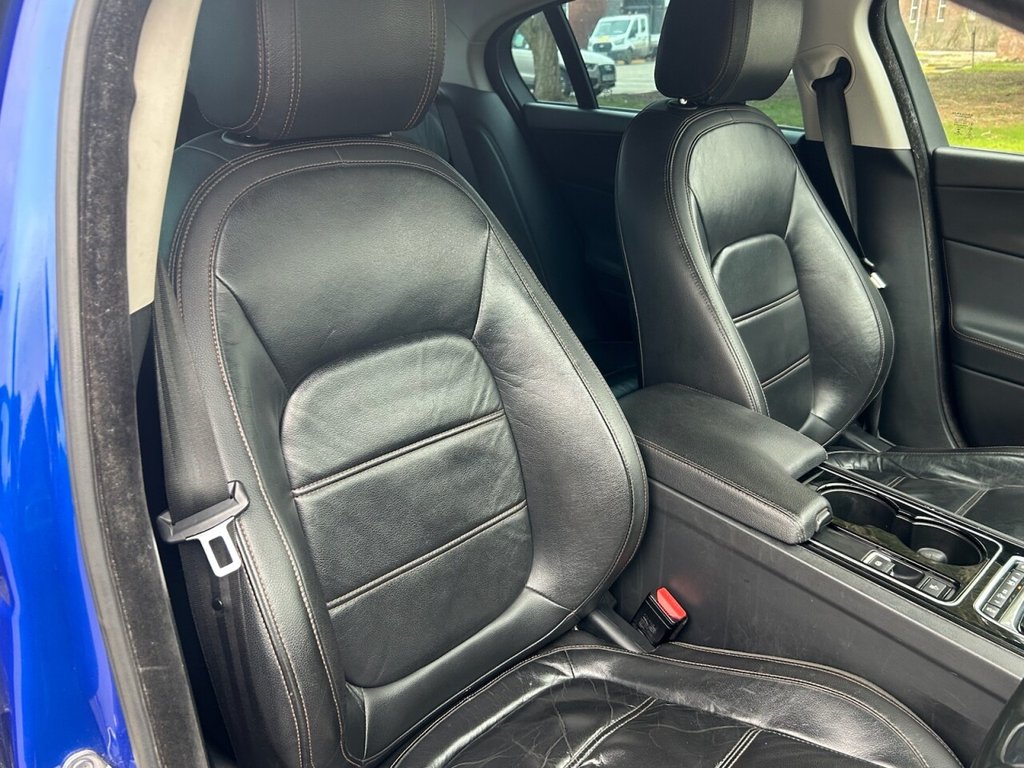 Used Jaguar XE 2017 for sale - 77911112: Photo 31