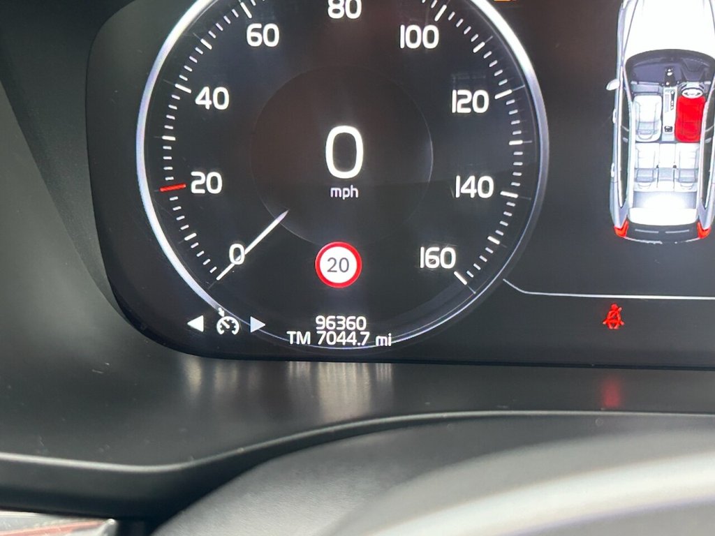 Used Volvo XC60 2018 for sale - 76950582: Photo 34