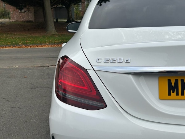 Used Mercedes-Benz C-Class 2019 for sale - 76223976: Photo 18