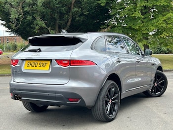 Used Jaguar F-Pace 2020 for sale - 75524250: Photo