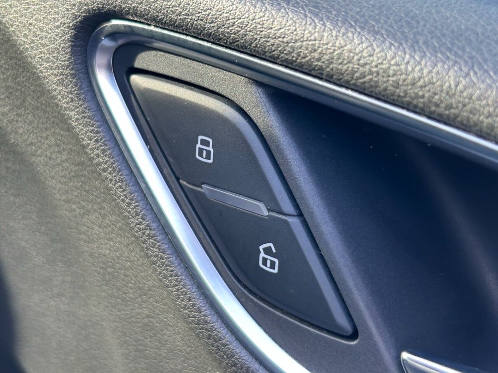 Used Audi Q3 2014 for sale - 77583745: Photo 33