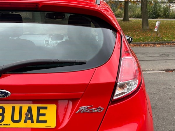 Used Ford Fiesta 2014 for sale - 76266606: Photo 15