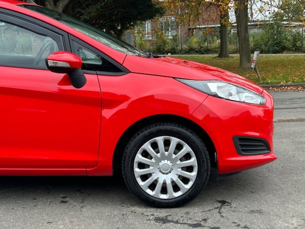 Used Ford Fiesta 2014 for sale - 76266606: Photo 24