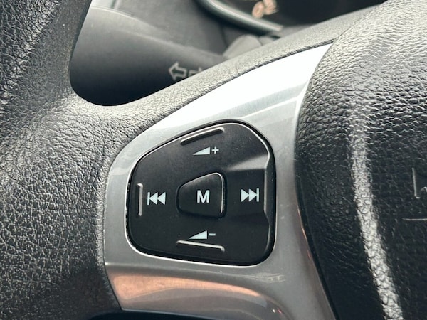 Used Ford Fiesta 2014 for sale - 76266606: Photo 38