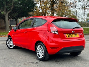 Used Ford Fiesta 2014 for sale - 76266606: Photo 4