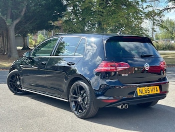 Used Volkswagen Golf 2015 for sale - 75703684: Photo