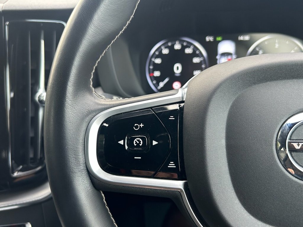 Used Volvo XC60 2021 for sale - 77276651: Photo 33