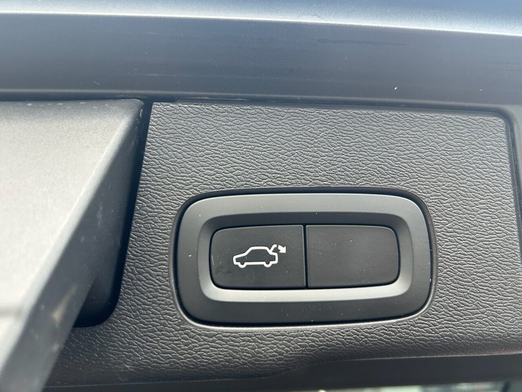 Used Volvo XC60 2021 for sale - 77276651: Photo 41