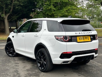 Used Land Rover Discovery Sport 2019 for sale - 75524239: Photo