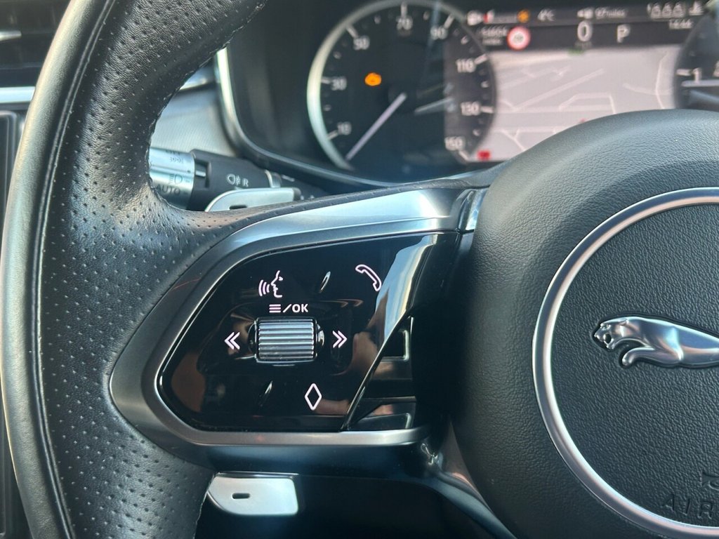 Used Jaguar F-Pace 2022 for sale - 76617825: Photo 44