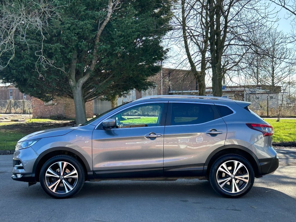 Used Nissan Qashqai 2017 for sale - 77936262: Photo 5