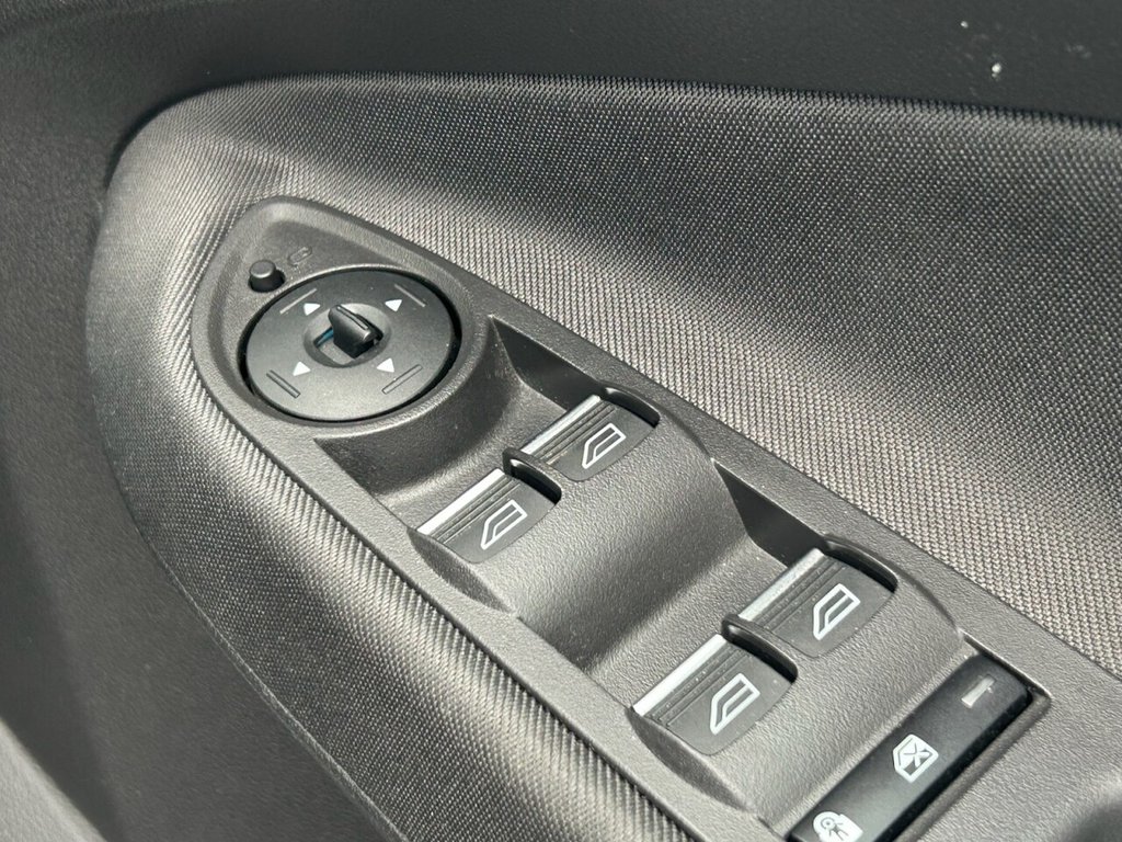 Used Ford C-Max 2018 for sale - 77263092: Photo 32