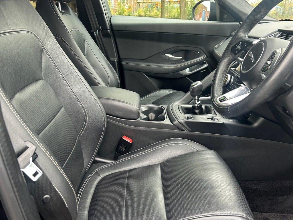 Used Jaguar E-Pace 2021 for sale - 76670671: Photo 33