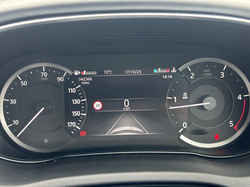 Used Jaguar E-Pace 2021 for sale - 76670671: Photo 35