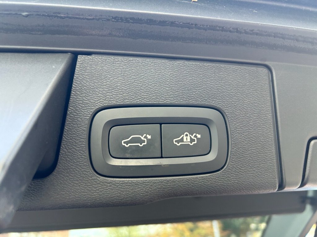 Used Volvo XC60 2019 for sale - 76496378: Photo 38