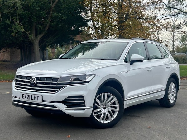Used Volkswagen Touareg 2021 for sale - 76147812: Photo 2