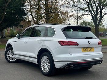 Used Volkswagen Touareg 2021 for sale - 76147812: Photo 3