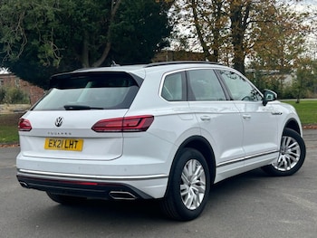 Used Volkswagen Touareg 2021 for sale - 76147812: Photo 4