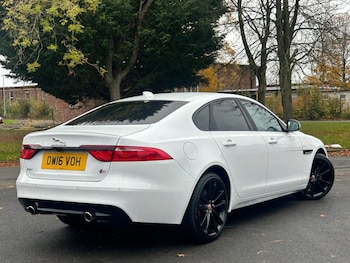 Used Jaguar XF 2016 for sale - 76439285: Photo