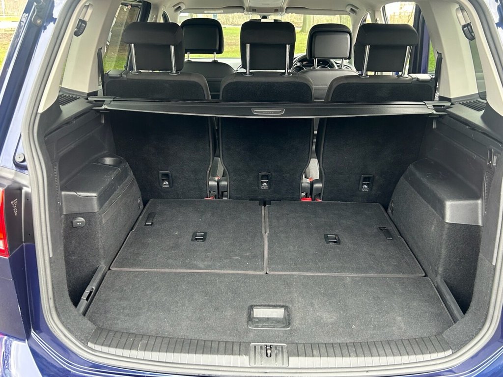 Used Volkswagen Touran 2017 for sale - 77681030: Photo 33