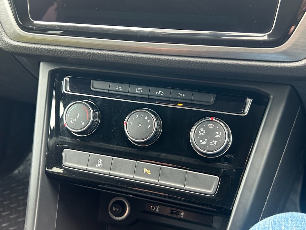 Used Volkswagen Touran 2017 for sale - 77681030: Photo 39