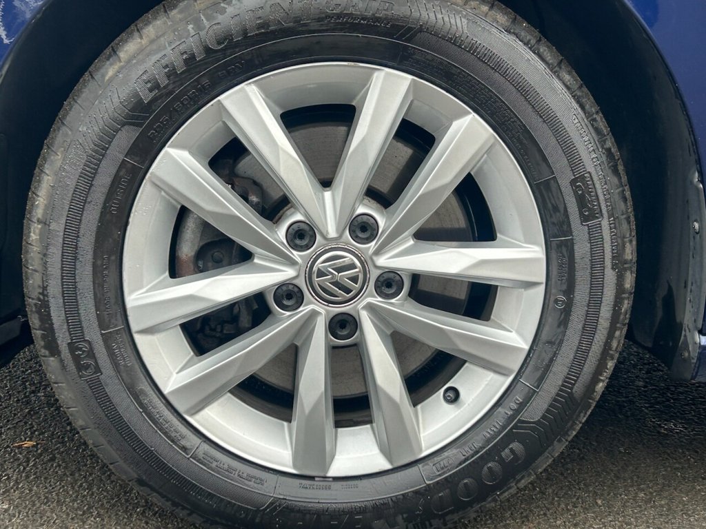 Used Volkswagen Touran 2017 for sale - 77681030: Photo 48