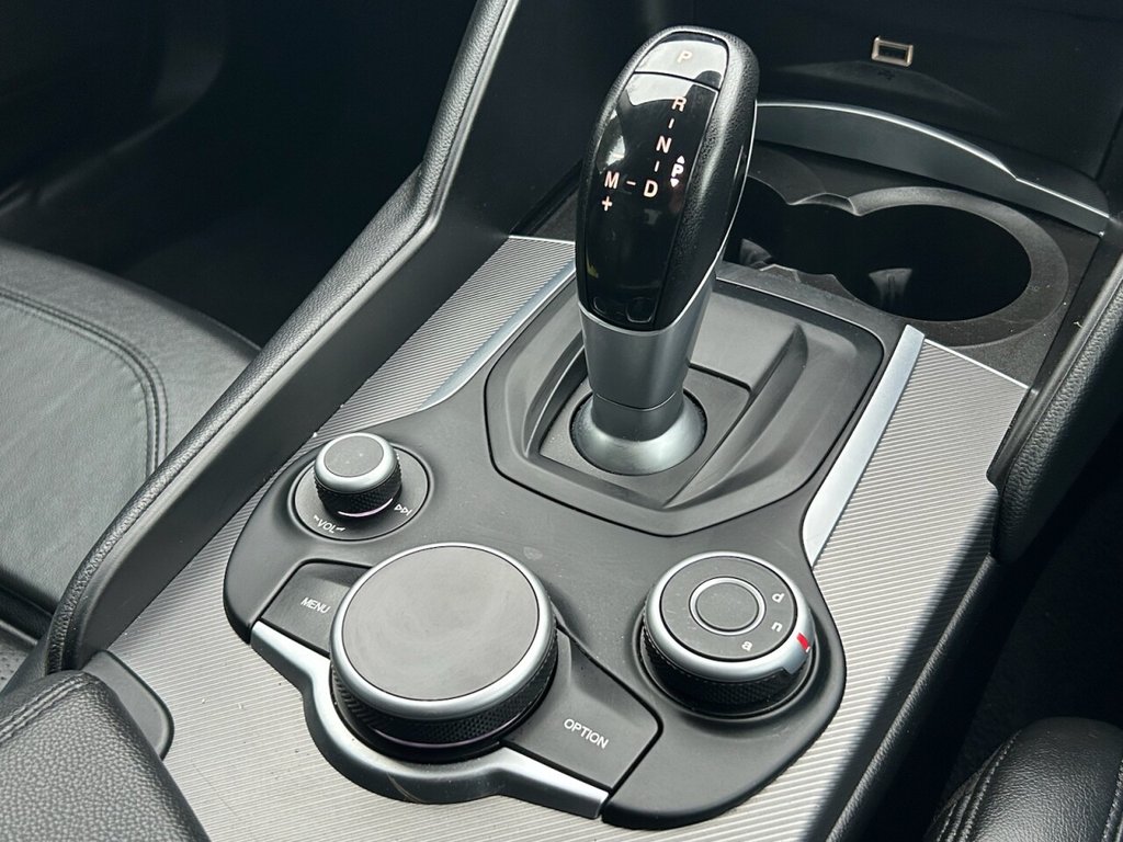 Used Alfa Romeo Giulia 2017 for sale - 76867828: Photo 42