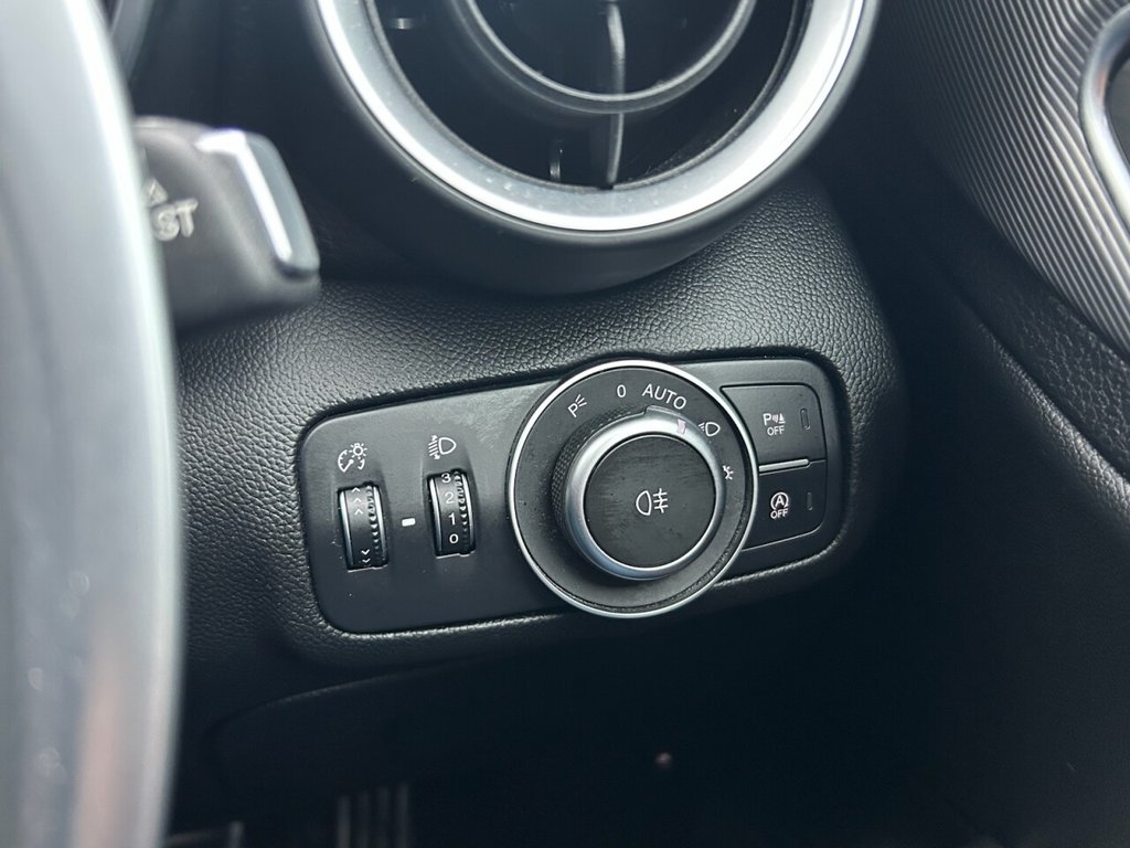 Used Alfa Romeo Giulia 2017 for sale - 76867828: Photo 44