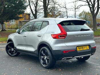 Used Volvo XC40 2019 for sale - 76356674: Photo
