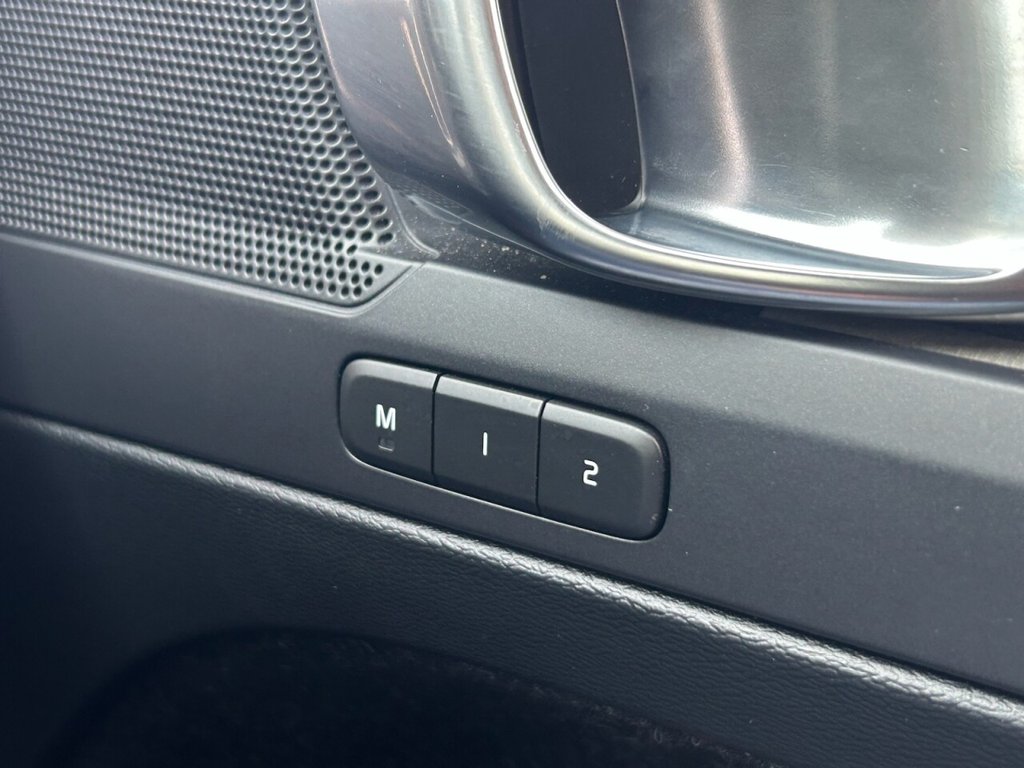 Used Volvo XC40 2019 for sale - 76356674: Photo 40