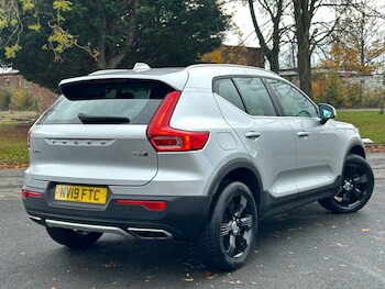 Used Volvo XC40 2019 for sale - 76356674: Photo