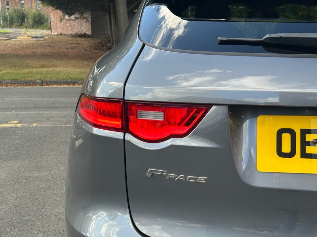 Used Jaguar F-Pace 2017 for sale - 75727287: Photo 17