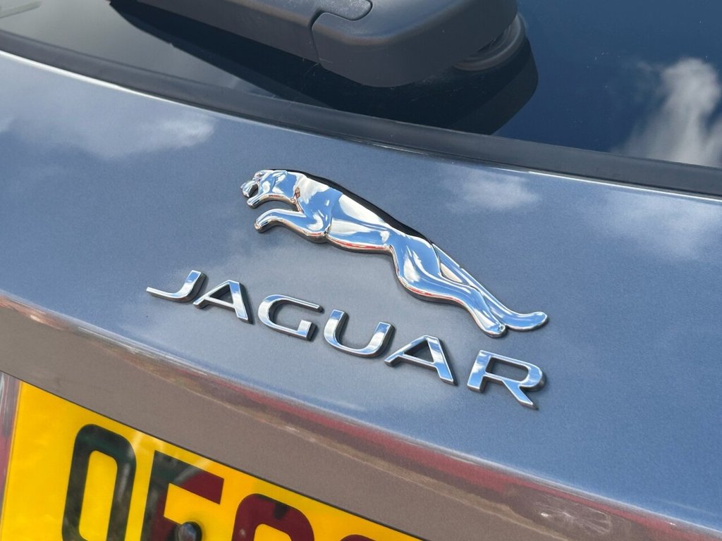 Used Jaguar F-Pace 2017 for sale - 75727287: Photo 21