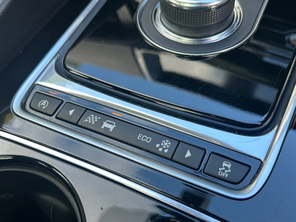 Used Jaguar F-Pace 2017 for sale - 75727287: Photo 37