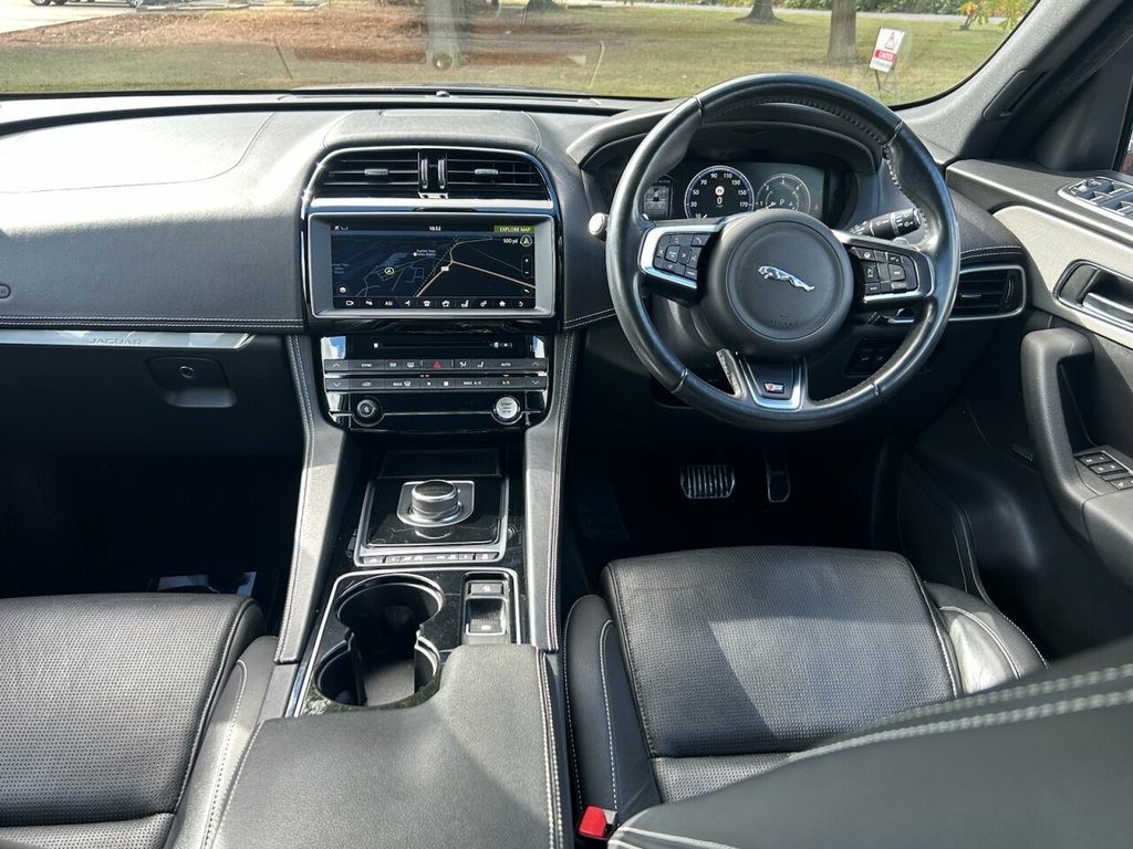 Used Jaguar F-Pace 2017 for sale - 75727287: Photo 44